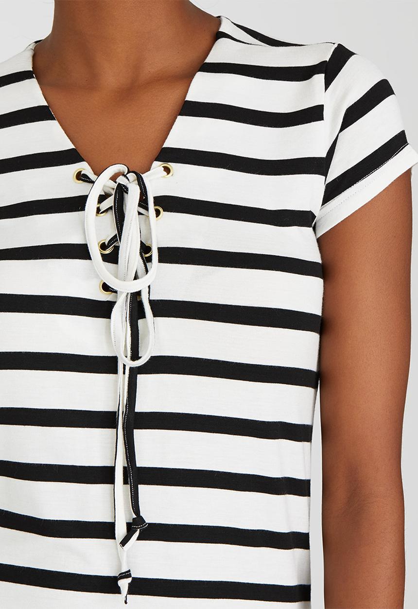 c(inch) - Lace-up T-shirt Black and White
