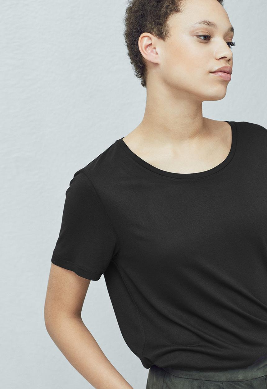 MANGO - Basic T-shirt Black