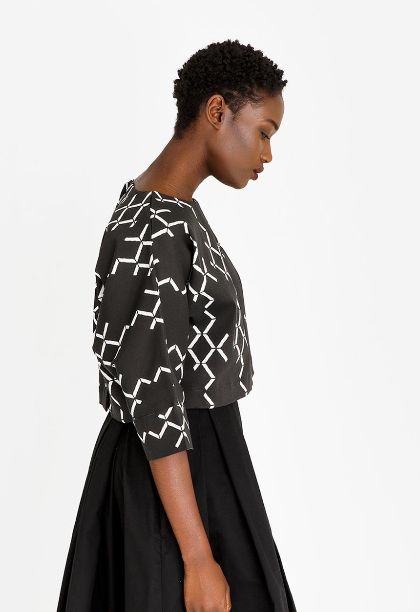 Chulaap - 3/4 Sleeve Diamond Print Box Top Black and White