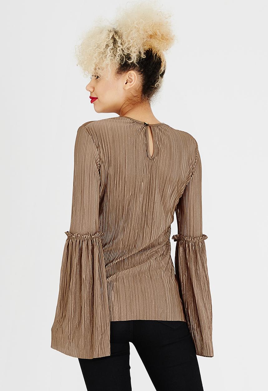 c(inch) - Sleeve Detail Top Brown