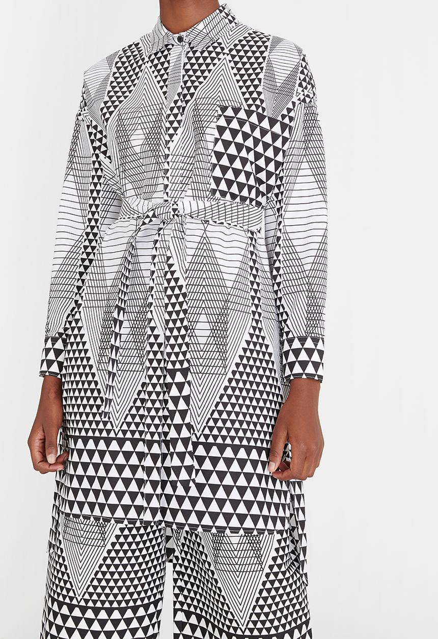 Chulaap - Diamond Print Maxi Shirt Black and White