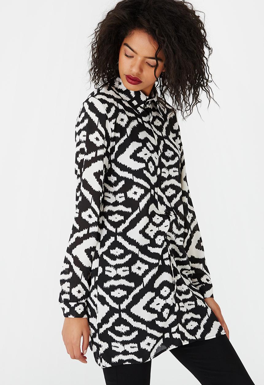 edit - Longer Length Shirt Black and White