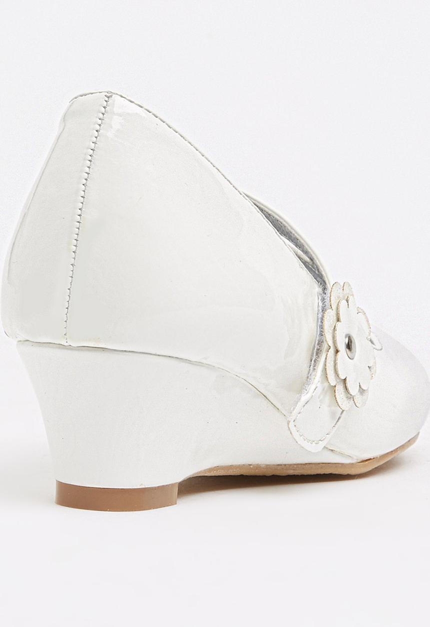 Bata - Girls Dessy-1 Mary Jane Kitten Heel White
