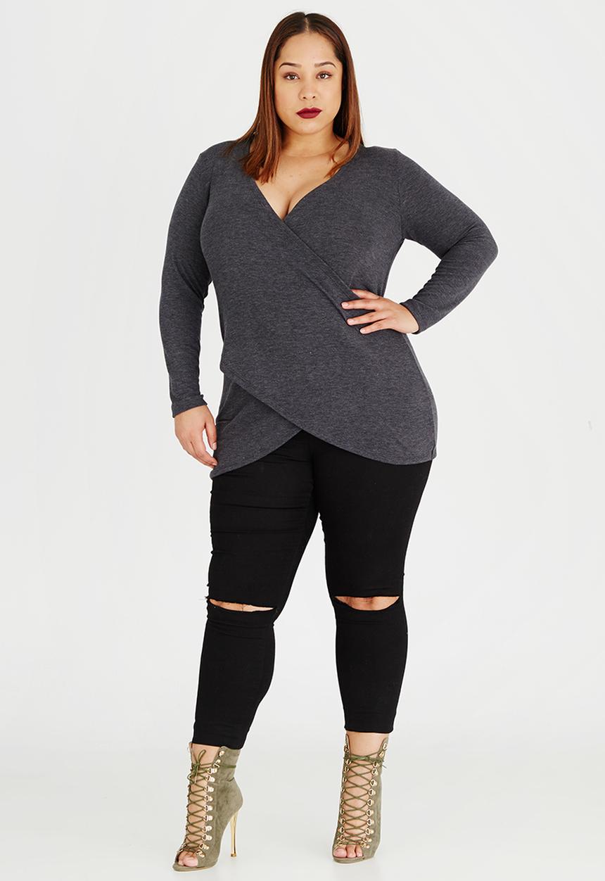 STYLE REPUBLIC PLUS - Wrap Top Charcoal