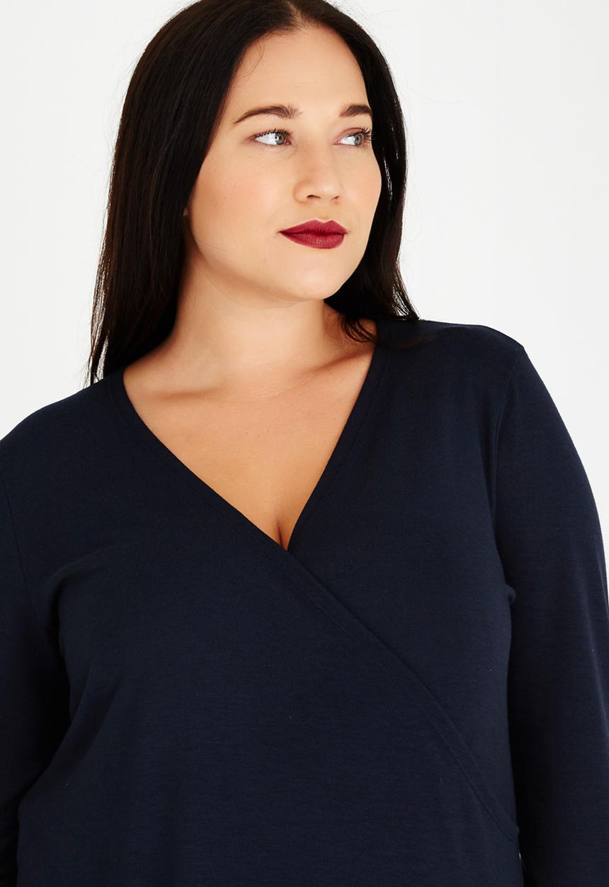 STYLE REPUBLIC PLUS - Wrap Top Navy
