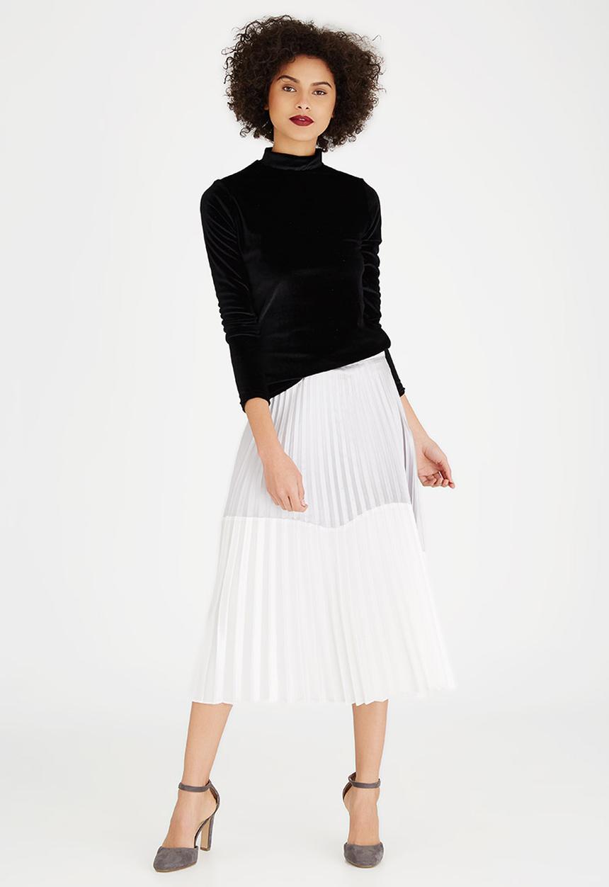 c(inch) - Highneck Velour Top Black