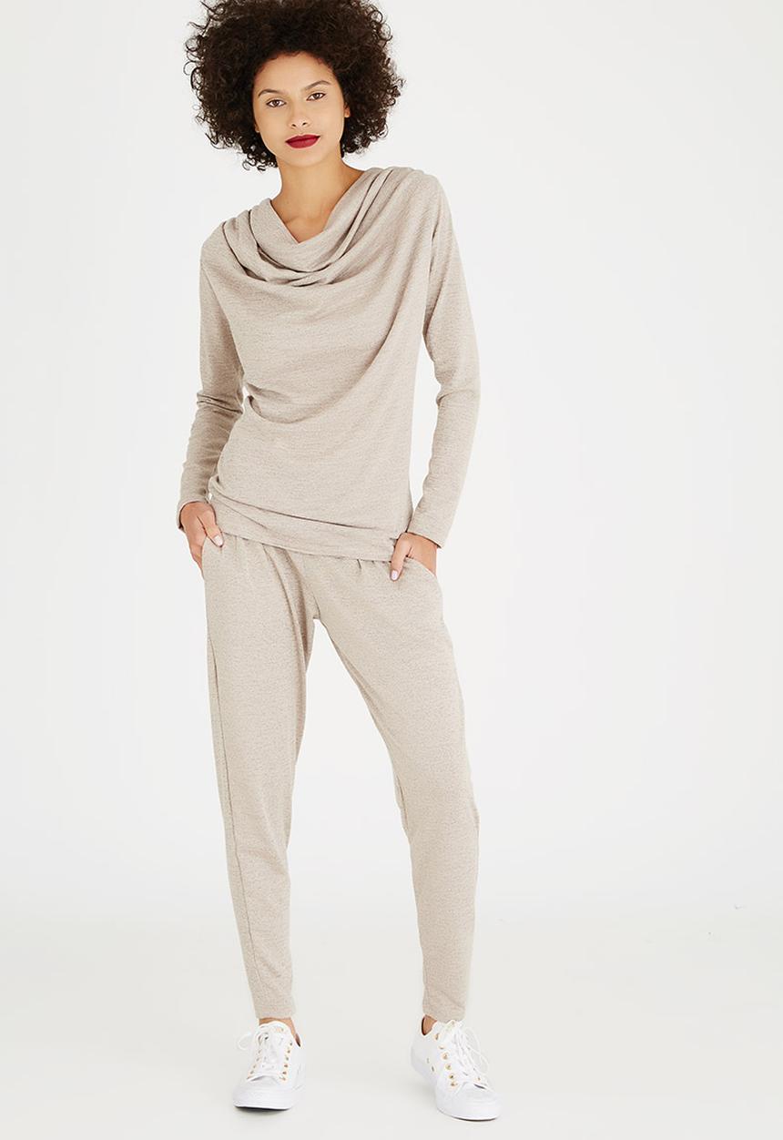 Slick - Chloe Drape Front Top Neutral