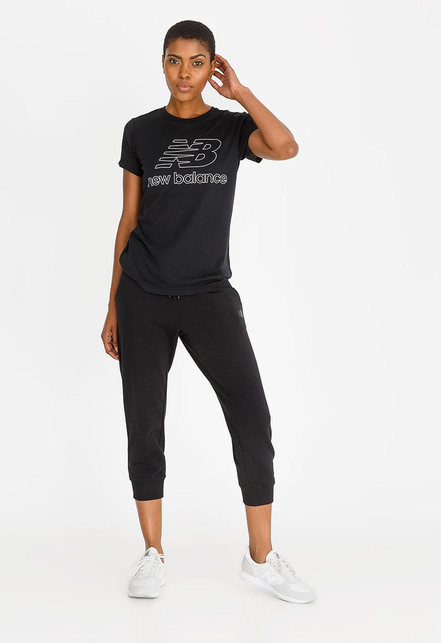 New Balance  - Essential Cutter Tee Black