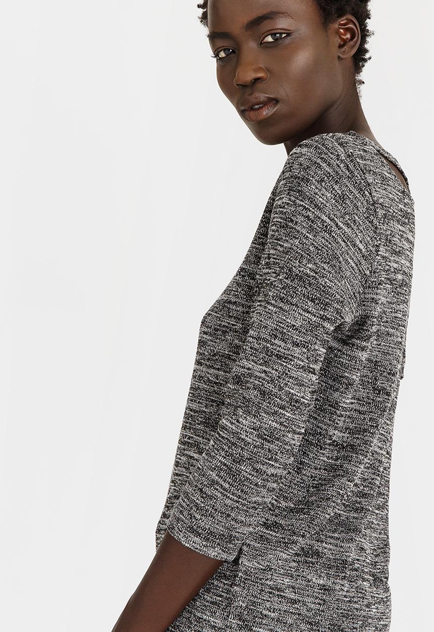 ONLY - Izzie Back Detail Top Black