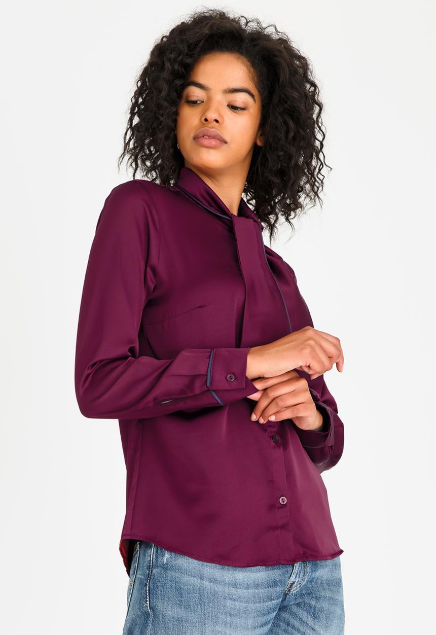 edit - Kitty Bow Blouse with Piping Detail Burgundy