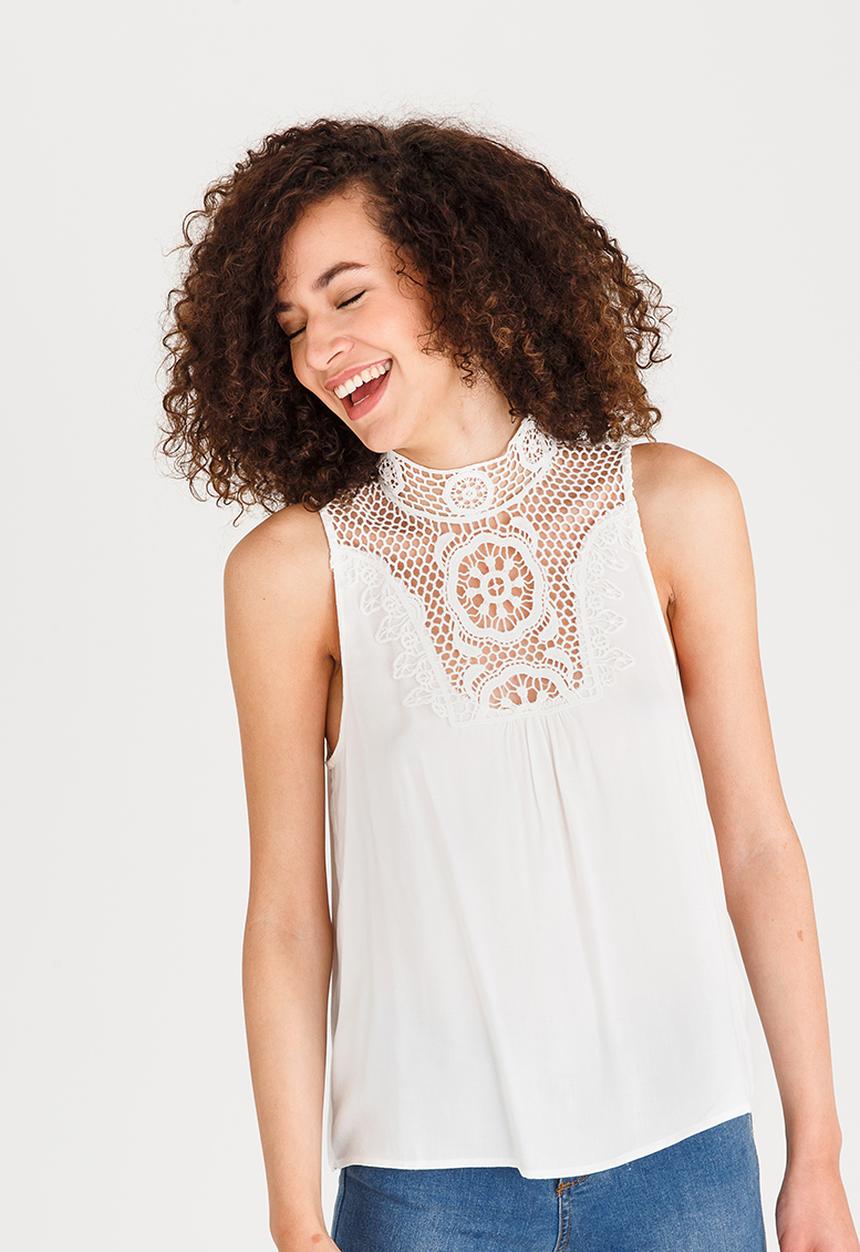 Vero Moda - Julina Lace Detail Top White