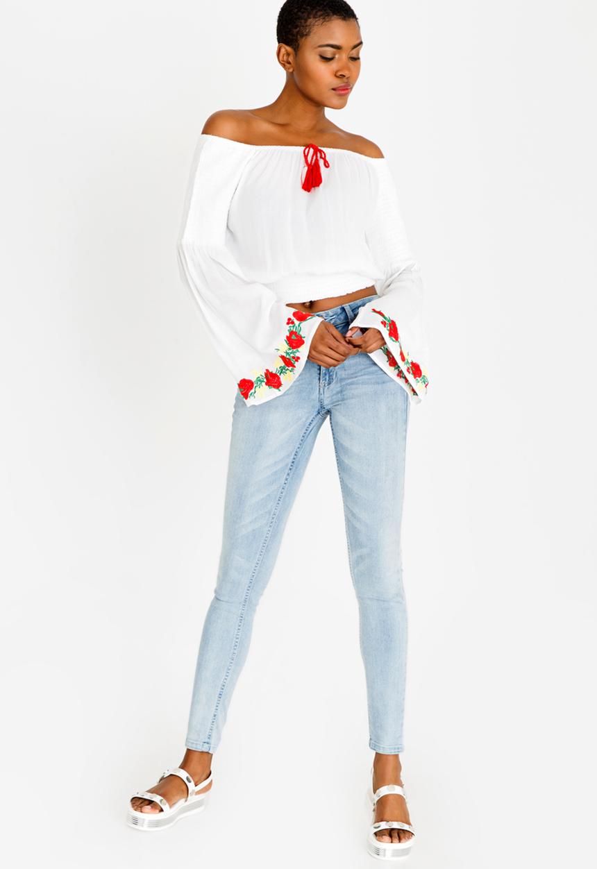 Brave Soul - Embroidered Sleeve Top Cream