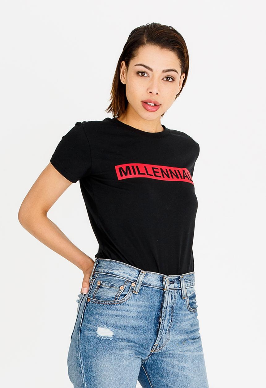 STYLE REPUBLIC - Millennial T-Shirt Black