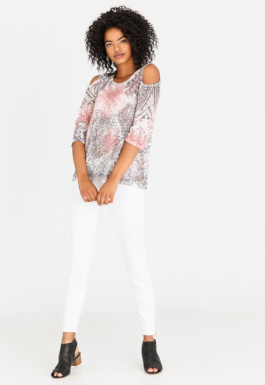 Revenge - Cold-Shoulder Top Pale Pink