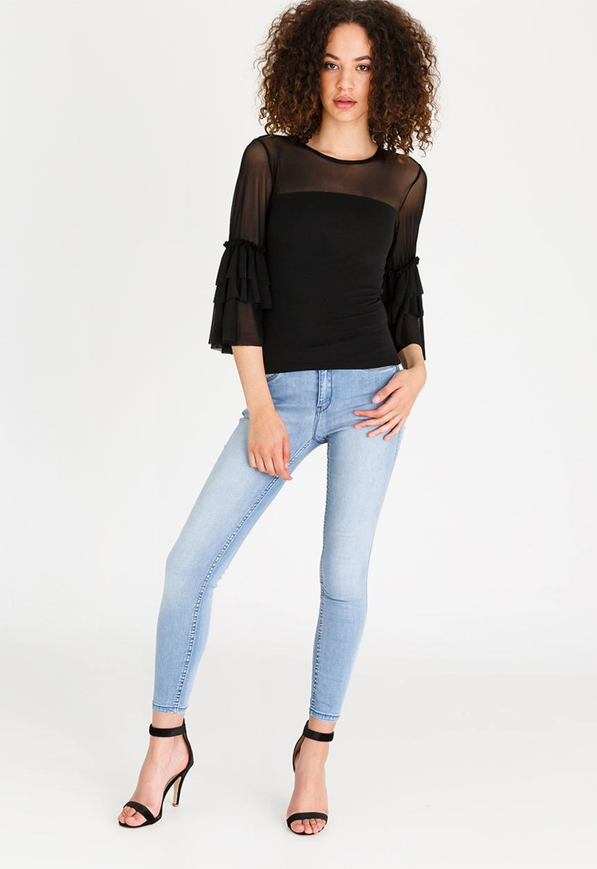 STYLE REPUBLIC - Frill Sleeve top Black