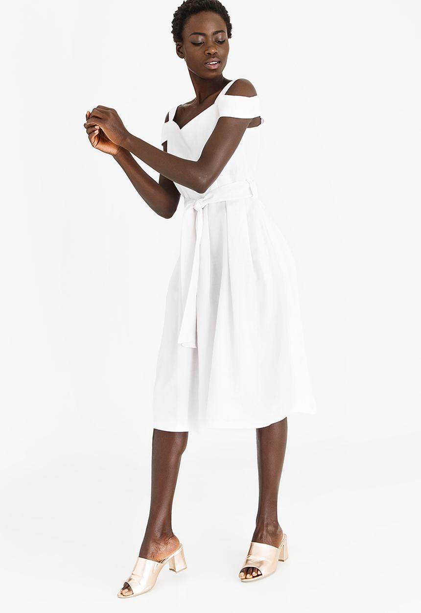 edit - Linen Blend Cold Shoulder Fit and Flare Dress White
