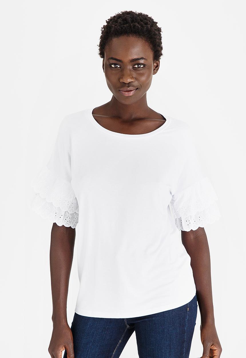 edit - T-shirt with Frilly Lace Sleeves White