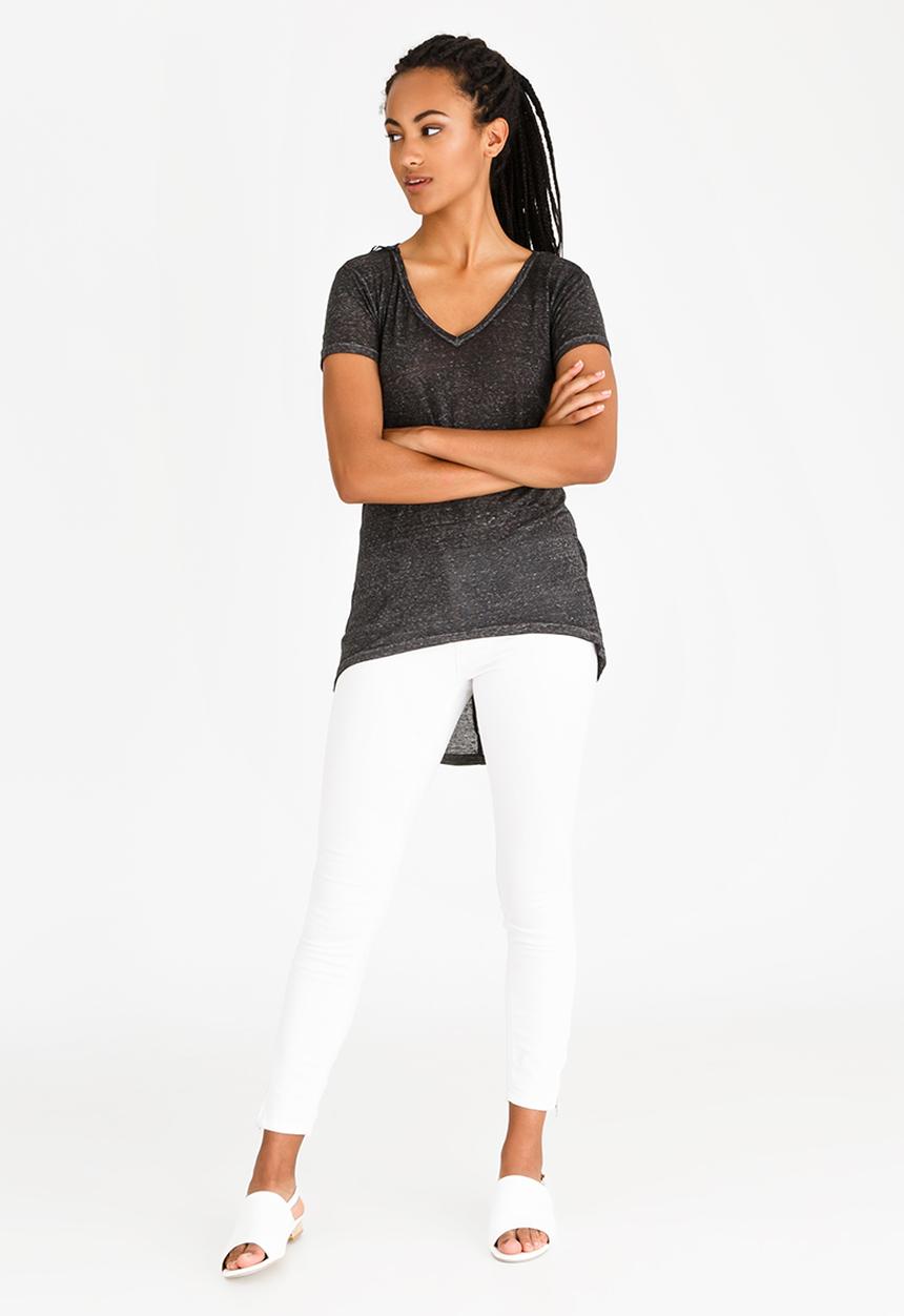edit - V Neckline Tunic Black and White