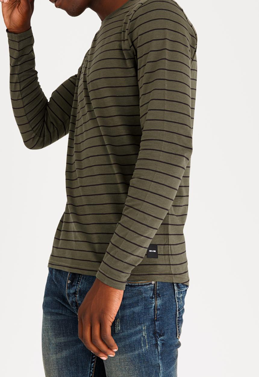 Only & Sons - Panno  Stripe Fitted Tee Green