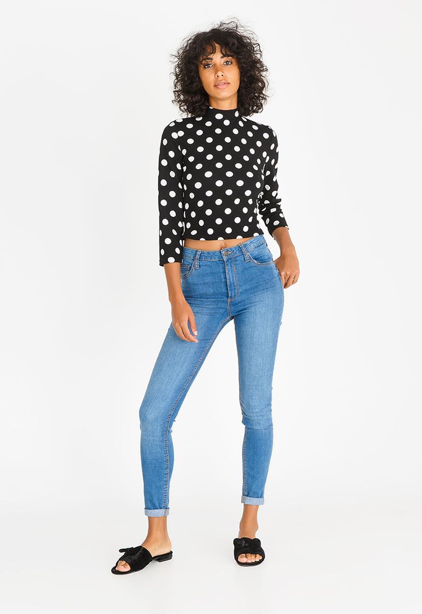c(inch) - High  Neck Fitted T-shirt Black and White