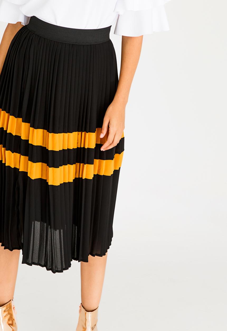 STYLE REPUBLIC - Pleated Midi Skirt Black