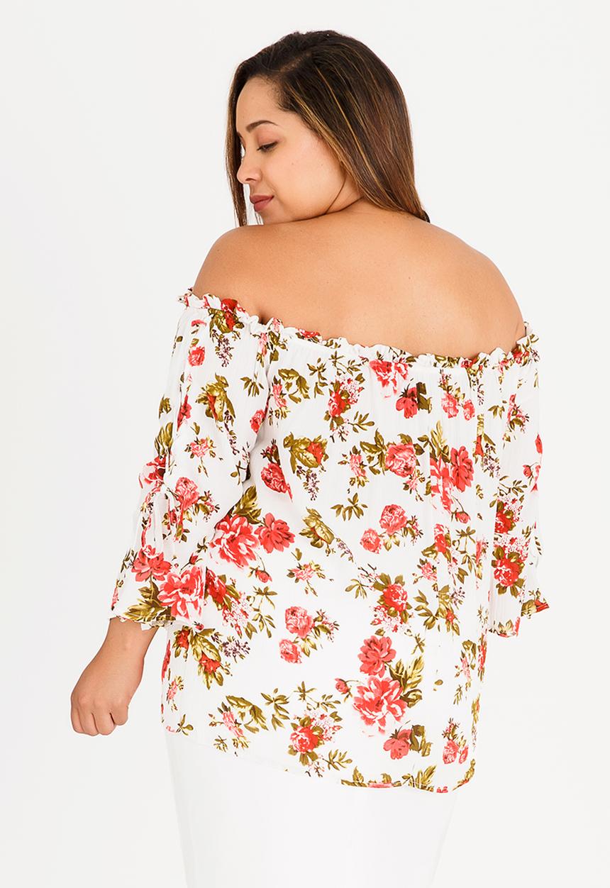 STYLE REPUBLIC PLUS - Bardot Tunic with Sleeve Detail Floral