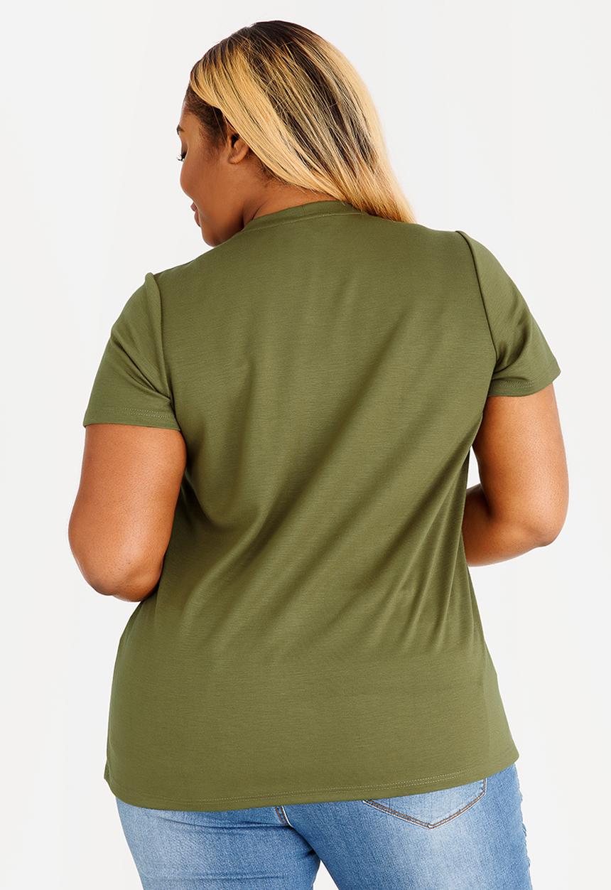 STYLE REPUBLIC PLUS - Tshirt with Eyelet Detail Green