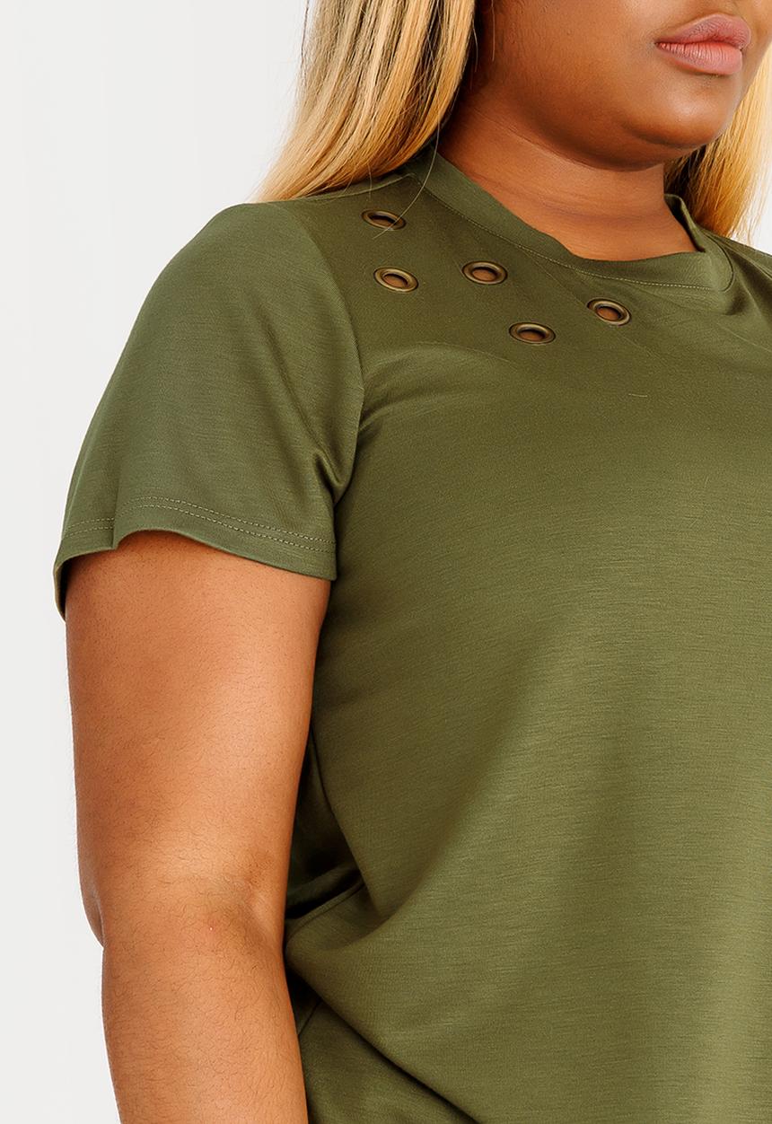 STYLE REPUBLIC PLUS - Tshirt with Eyelet Detail Green