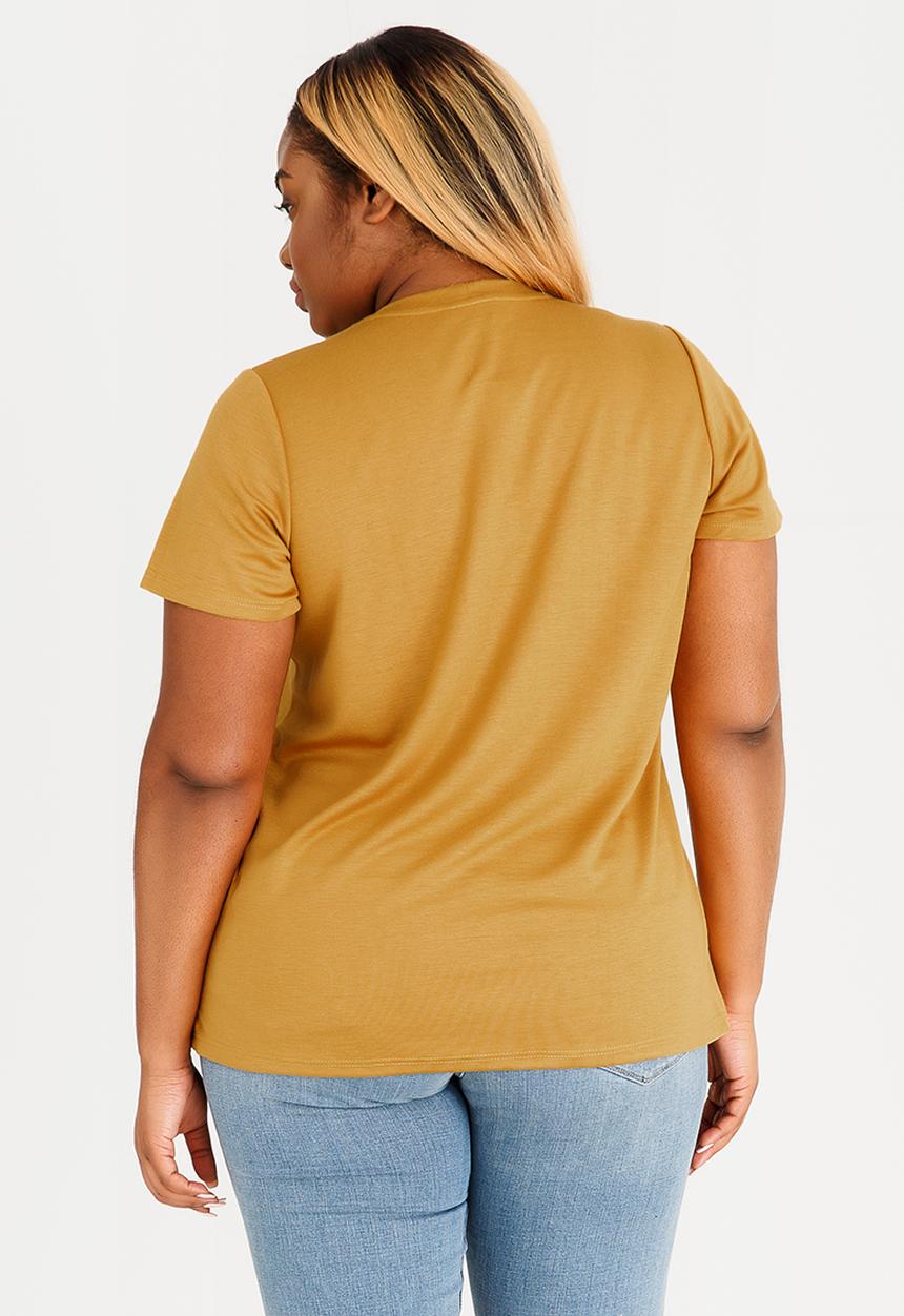 STYLE REPUBLIC PLUS - Tshirt with Eyelet Detail Yellow