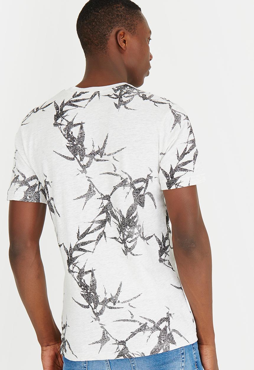 Only & Sons - Thorleif  Flower Print  Fitted Tshirt Cream