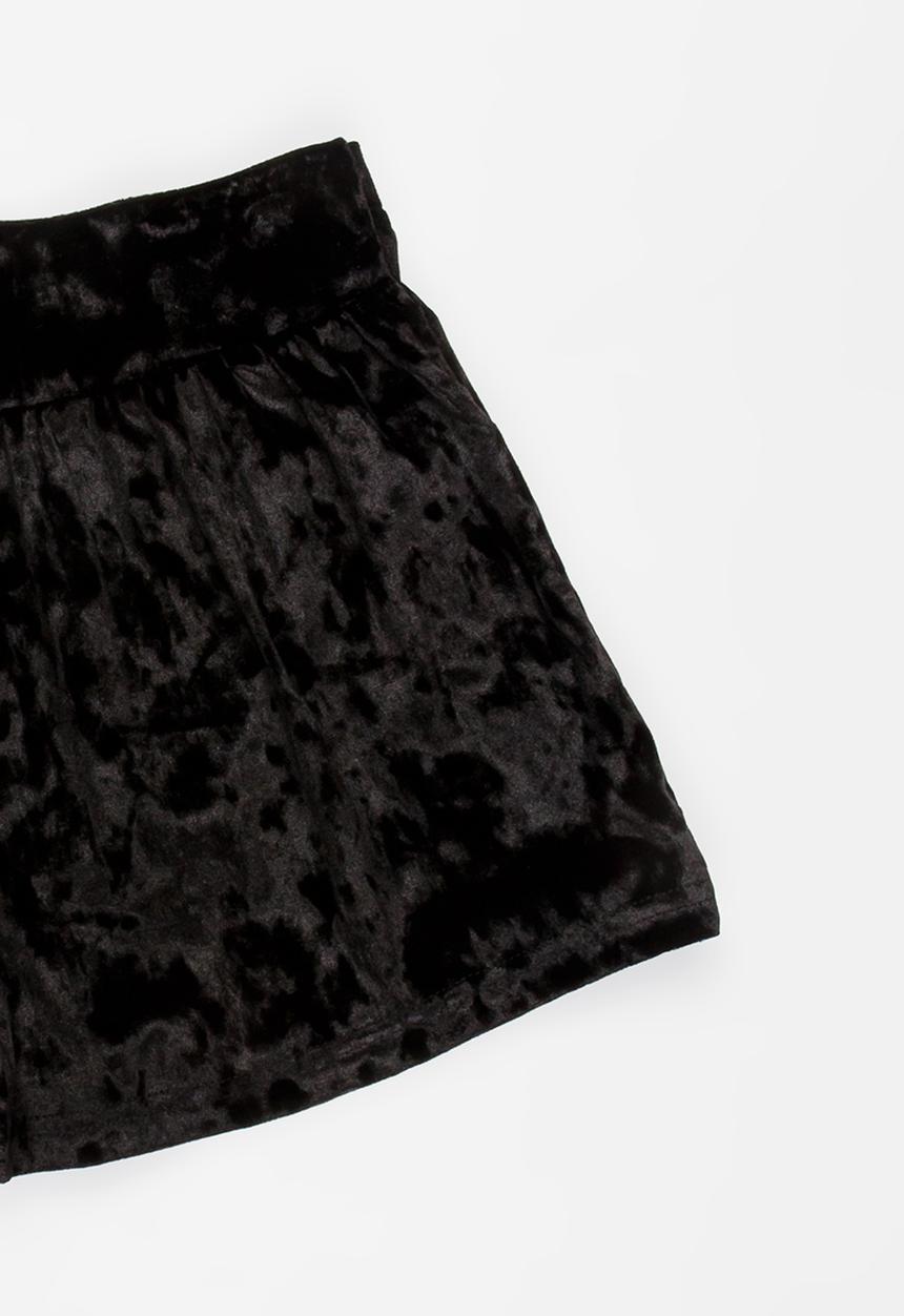 Rebel Republic - Velour Short Black