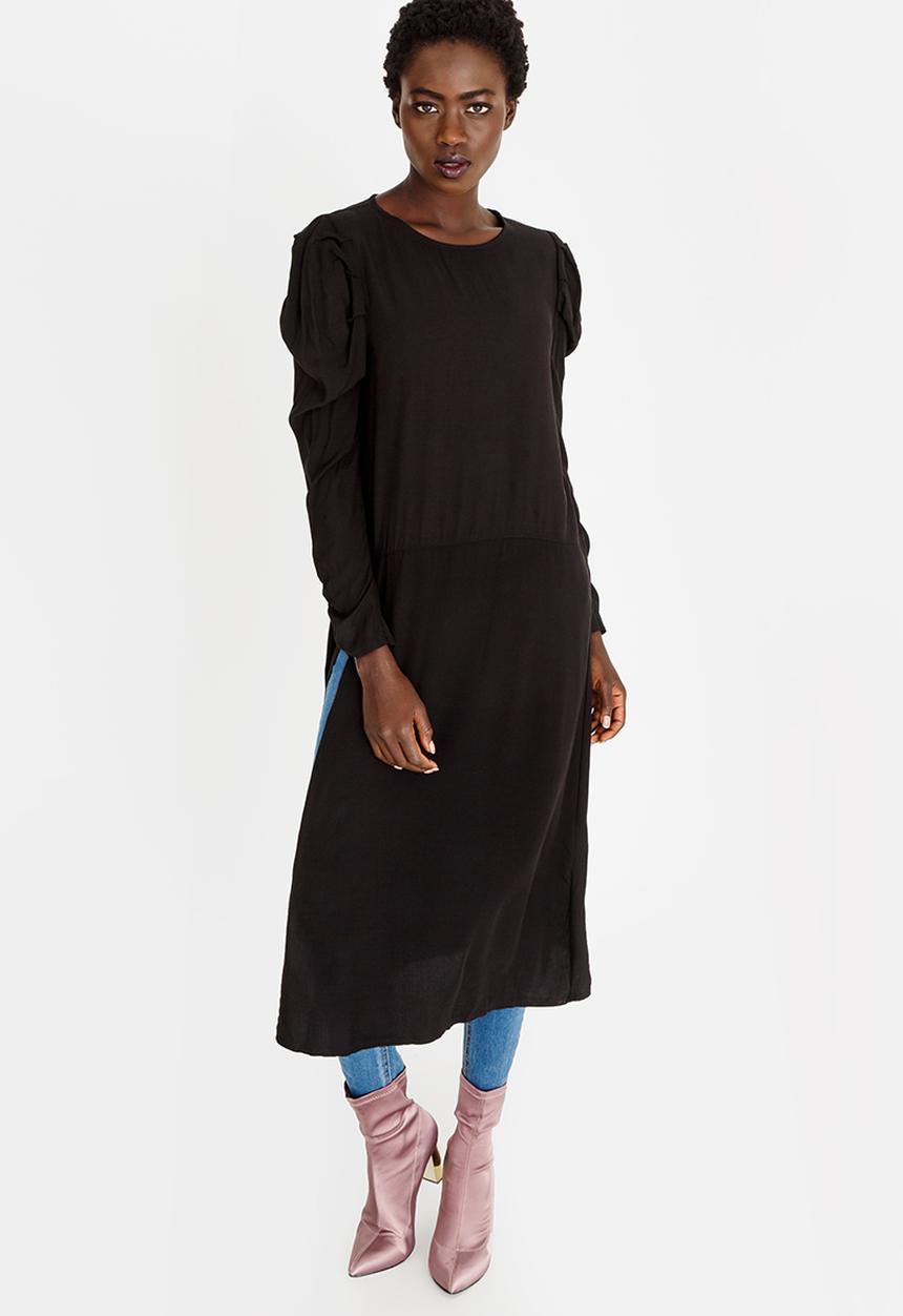 STYLE REPUBLIC - Ruched Sleeve Tunic Dress Black