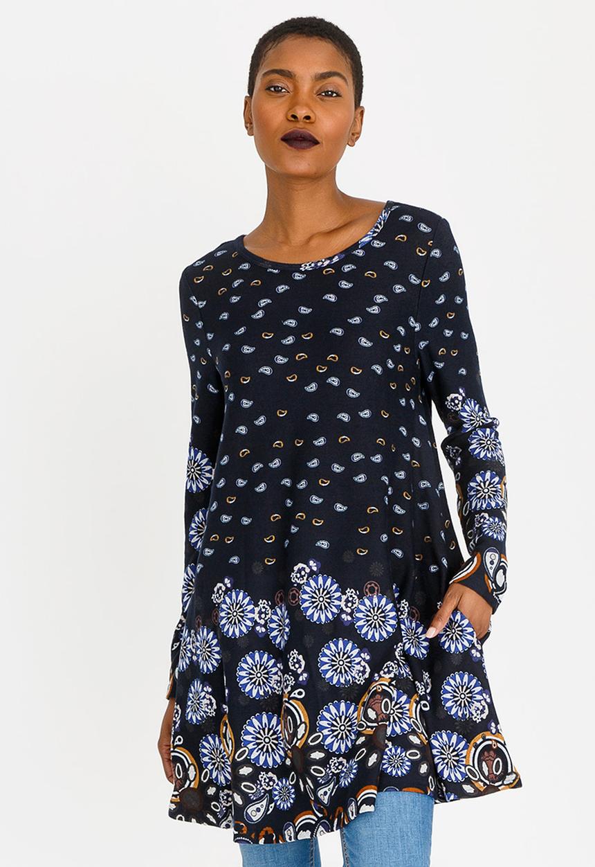 Revenge - Flare Detail Top Navy