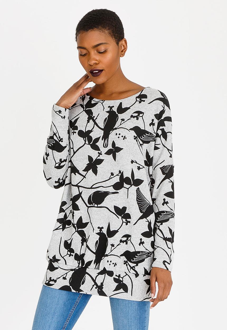 Revenge - Bird Detail Top Black