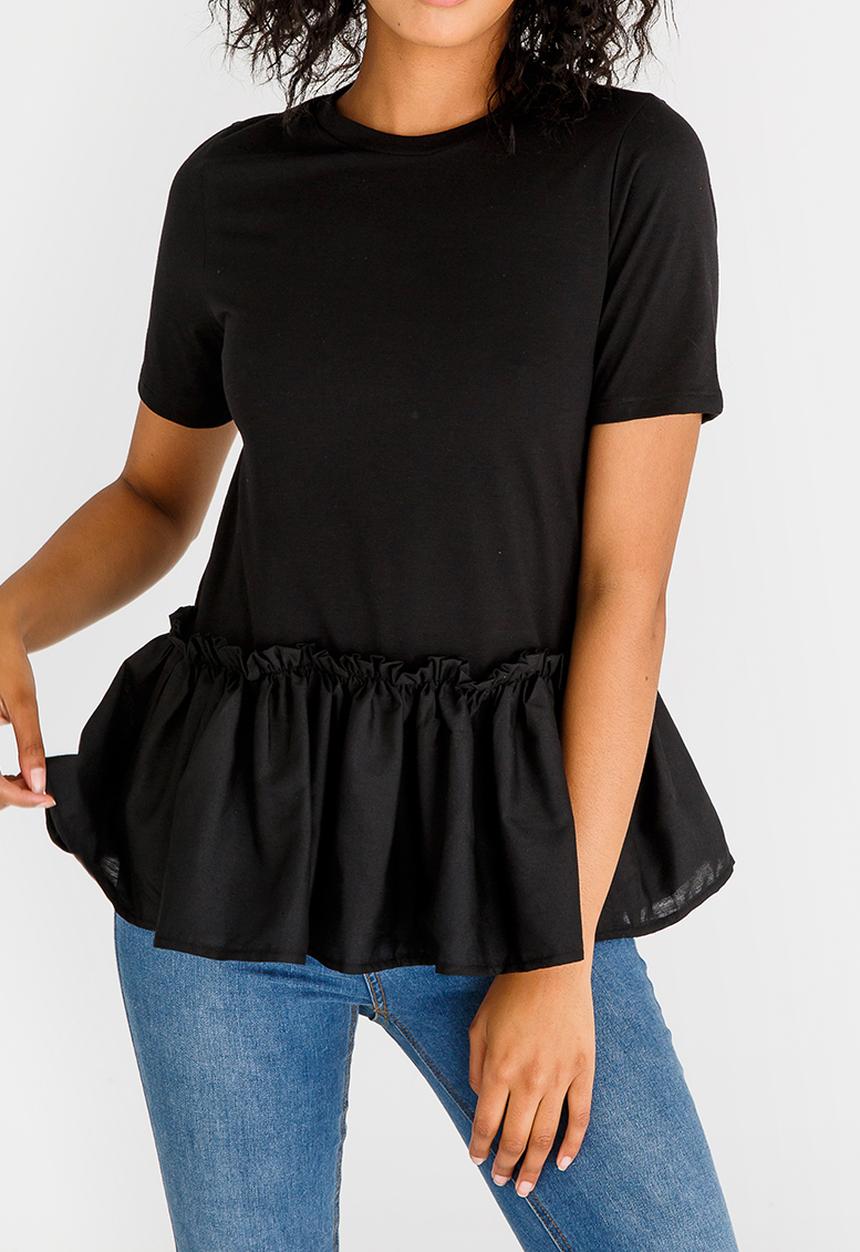 STYLE REPUBLIC - Frill Hem T-shirt Black