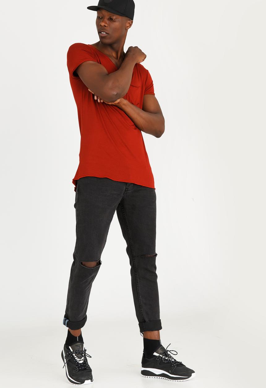 STYLE REPUBLIC - Broiler Base Tee Rust