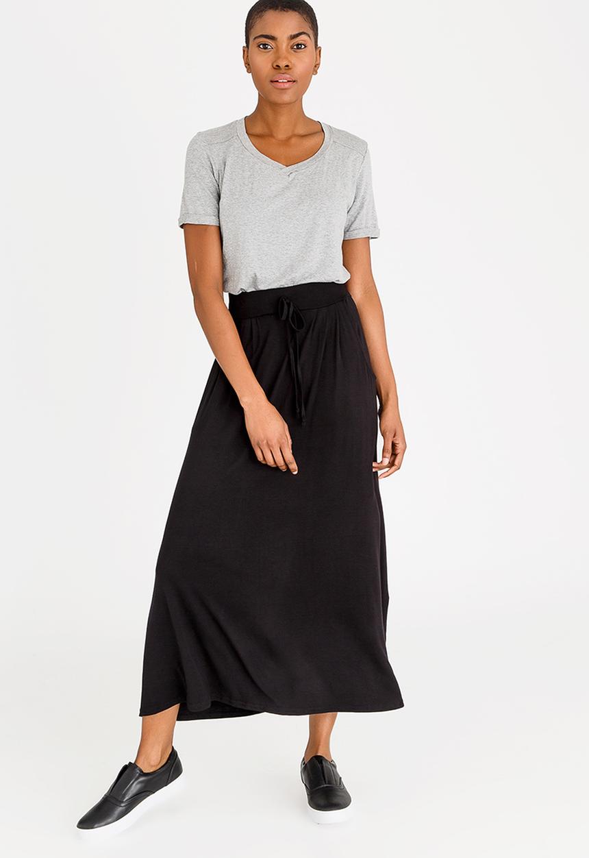 edit - Stretch Maxi Skirt with Front Pockets Black