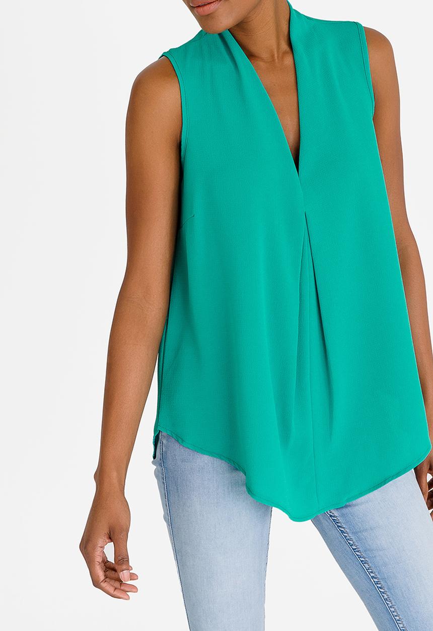 edit - V-Neckline Shell Top Green