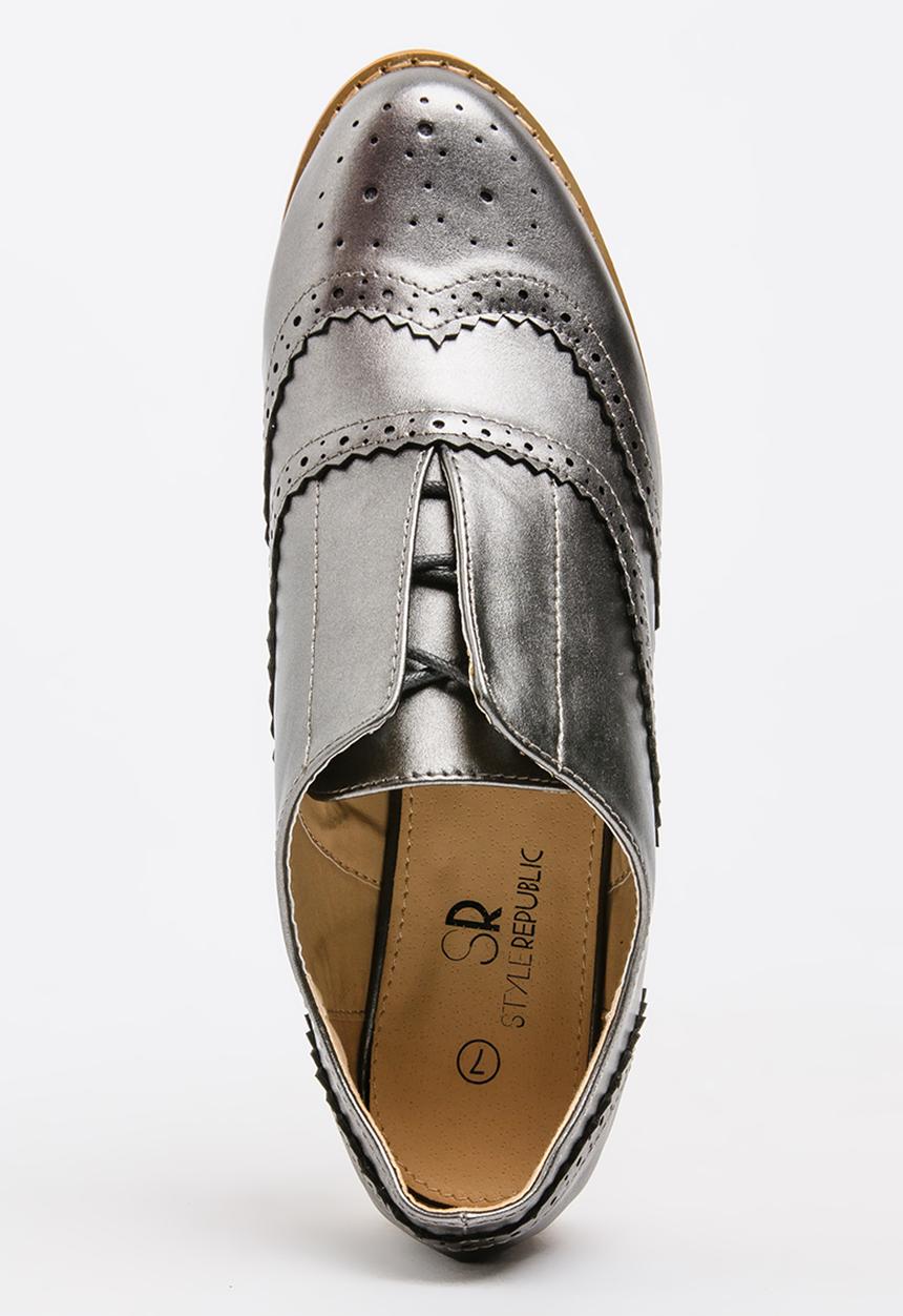STYLE REPUBLIC - Brogue Lace-ups Dark Grey