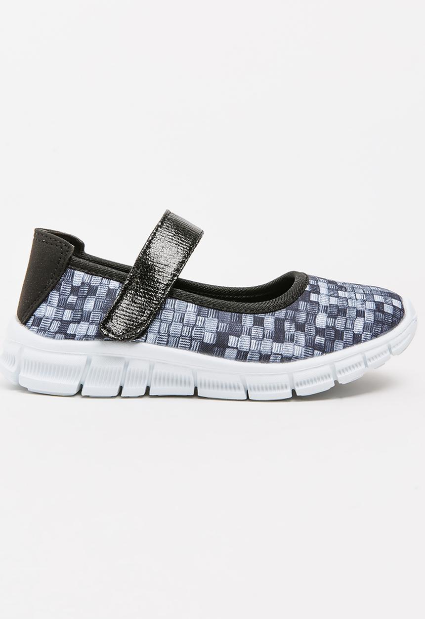 Foot Focus - Girls Sporty Pump Black