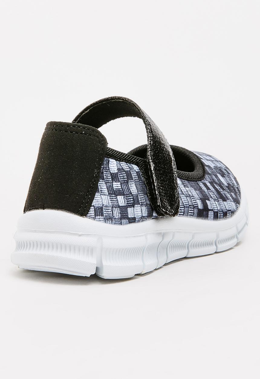 Foot Focus - Girls Sporty Pump Black