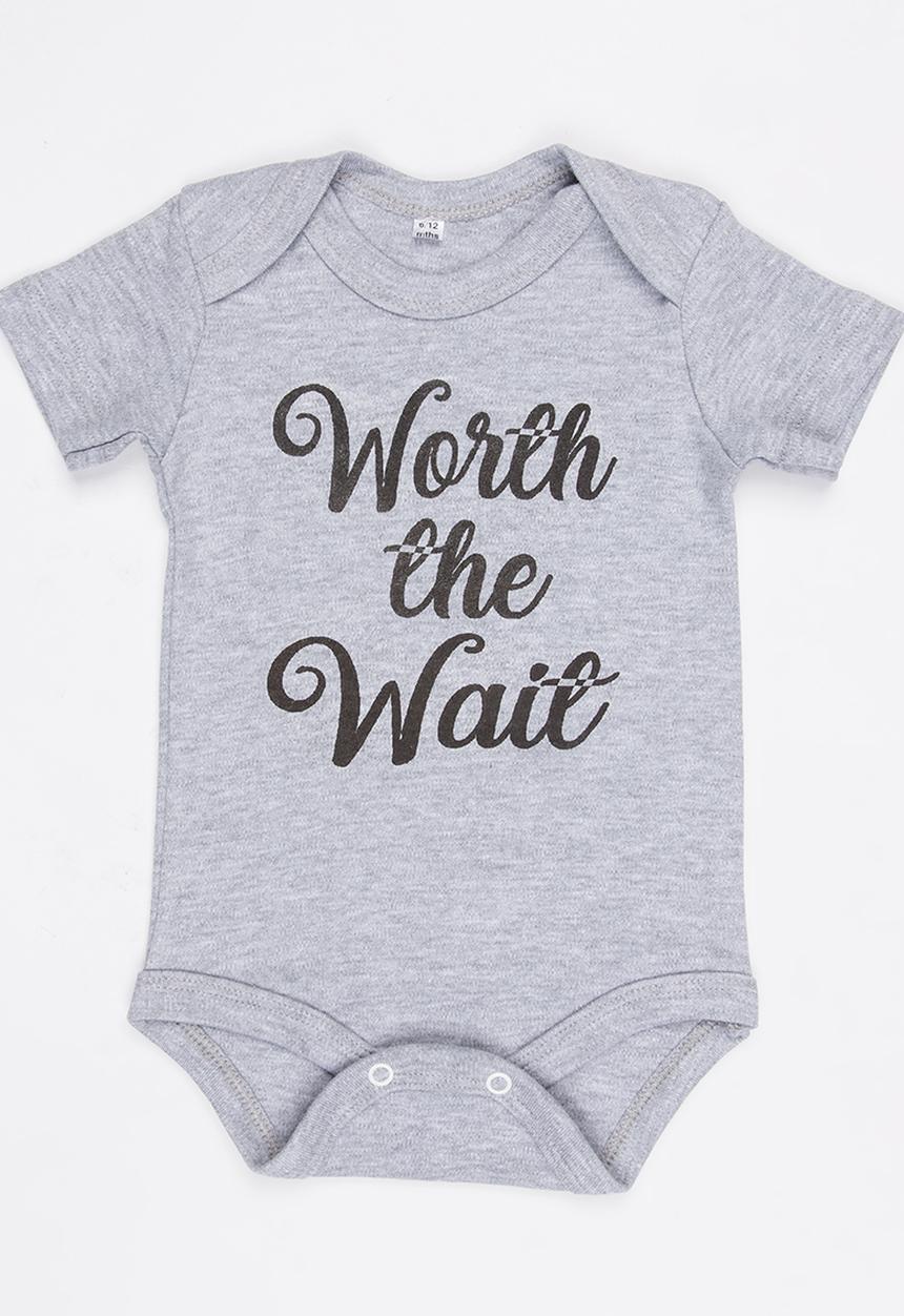 Funky Shop - Slogan Baby Grow Grey