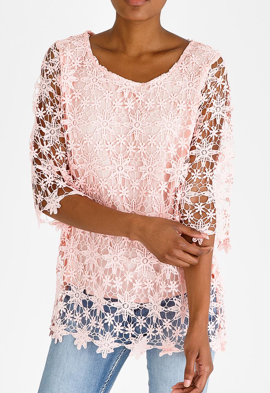 Revenge - Lace 3/4 Sleeve Top Peach