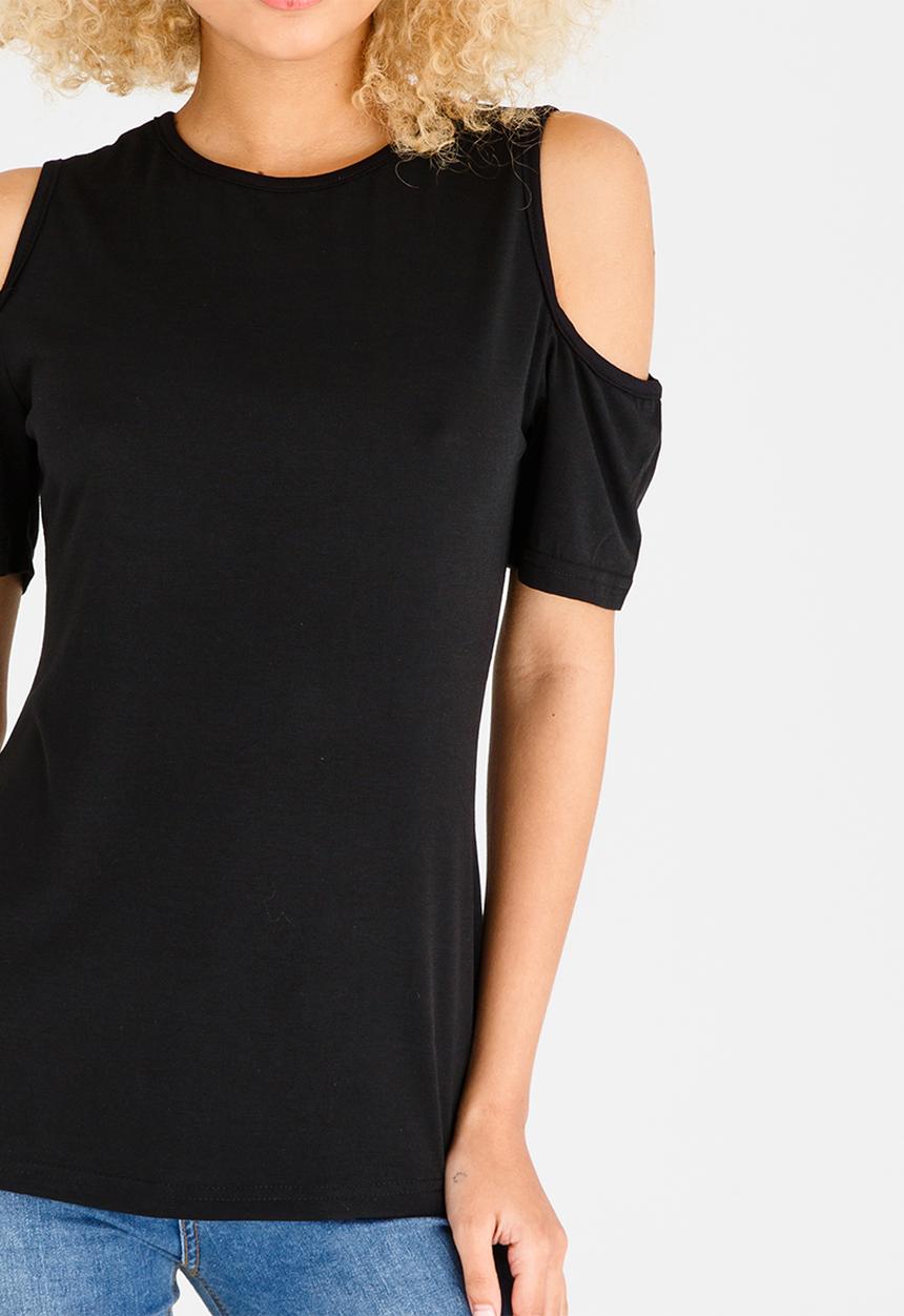 c(inch) - Cold Shoulder T-shirt Black