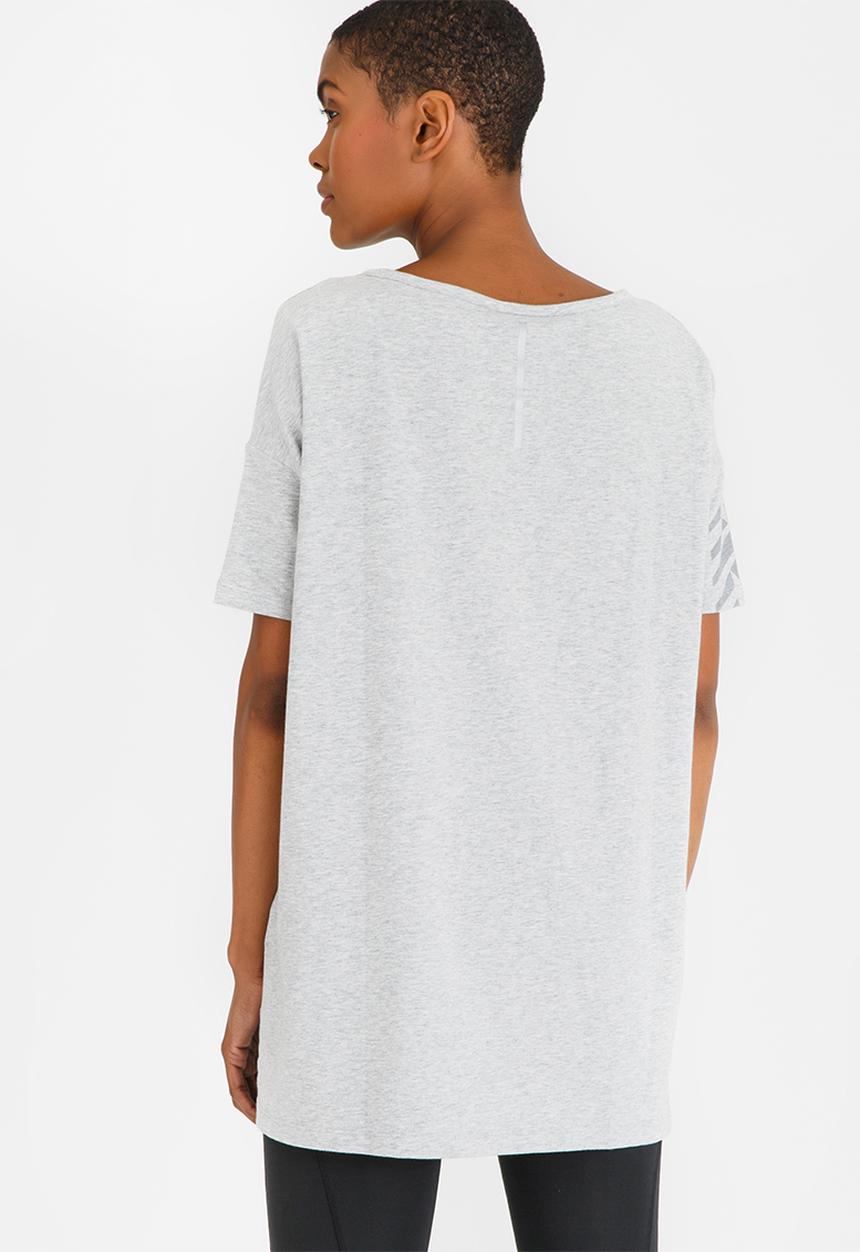New Balance  - Boxy T-shirt Grey