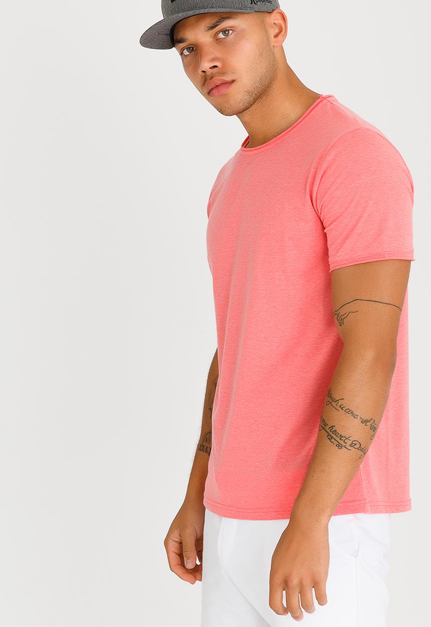 STYLE REPUBLIC - Goat Raw Trim Tee Coral