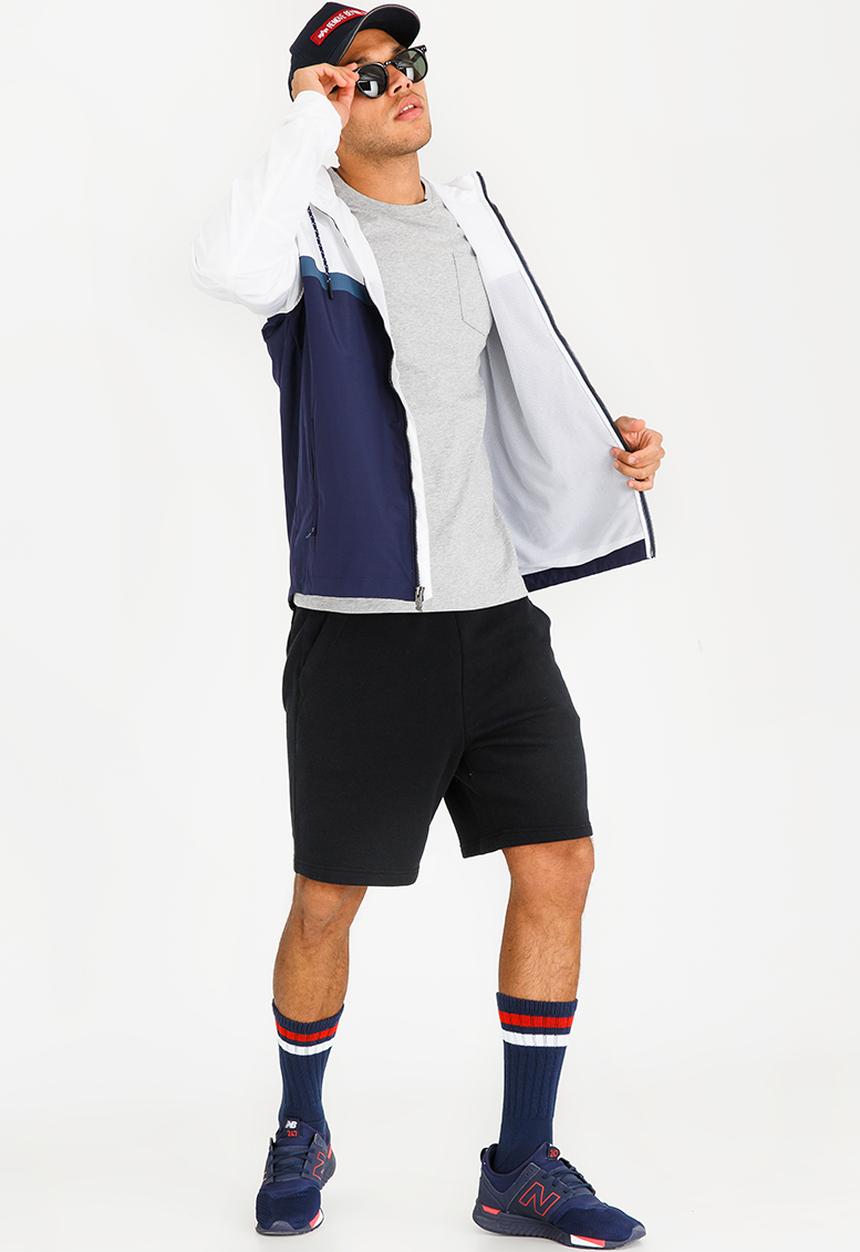 New Balance  - Essentials Pocket Tee Grey