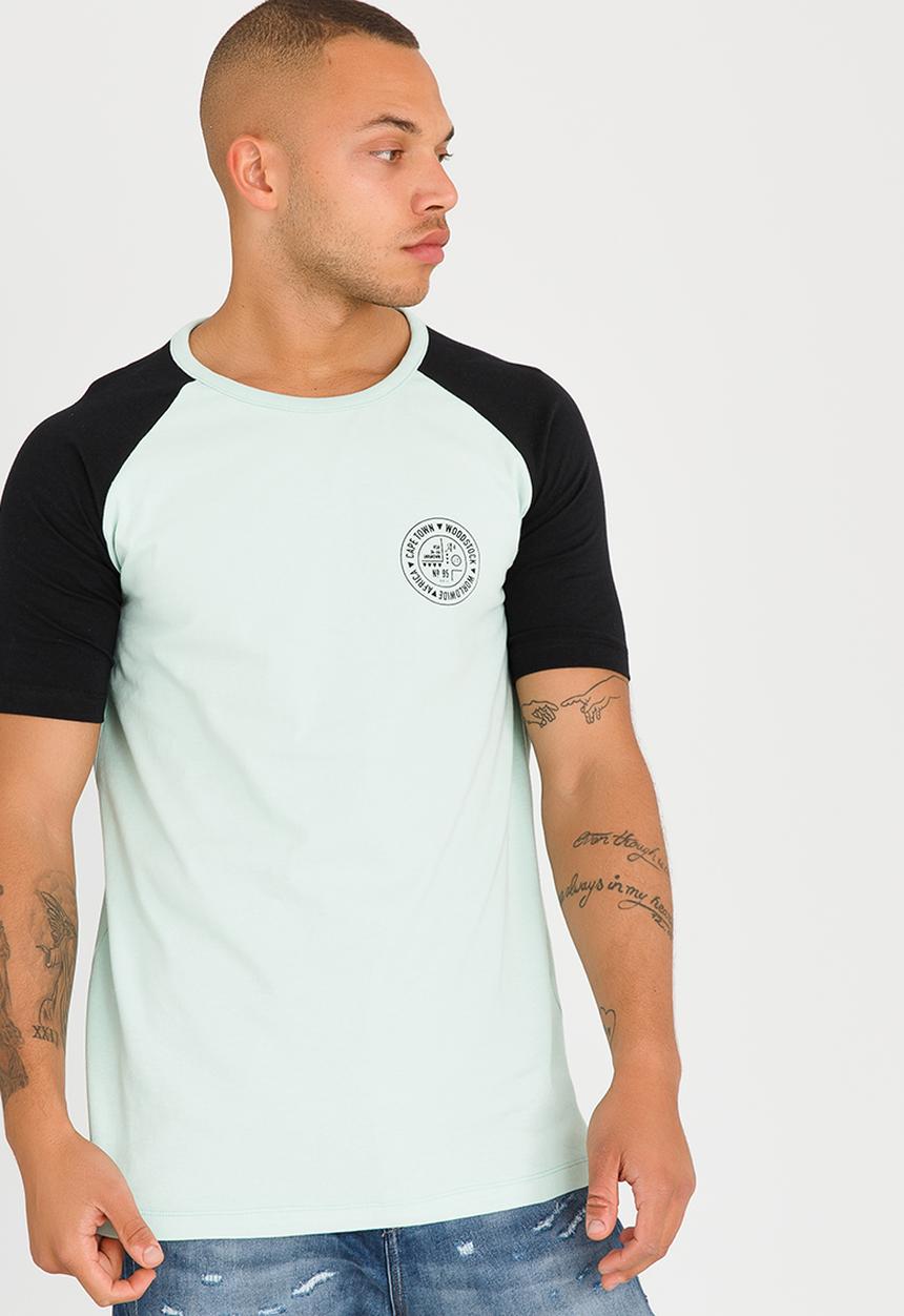 Resist - Printed Raglan T Shirt Green