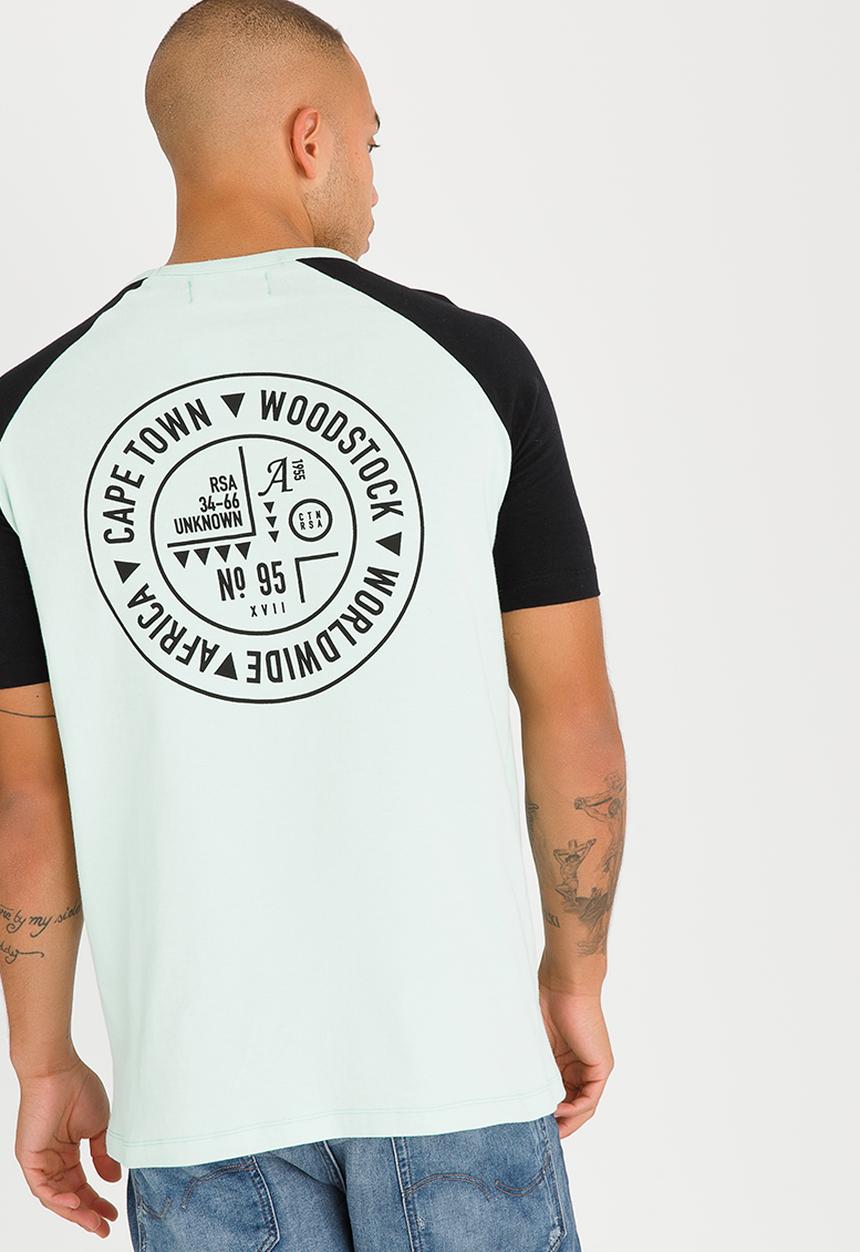 Resist - Printed Raglan T Shirt Green