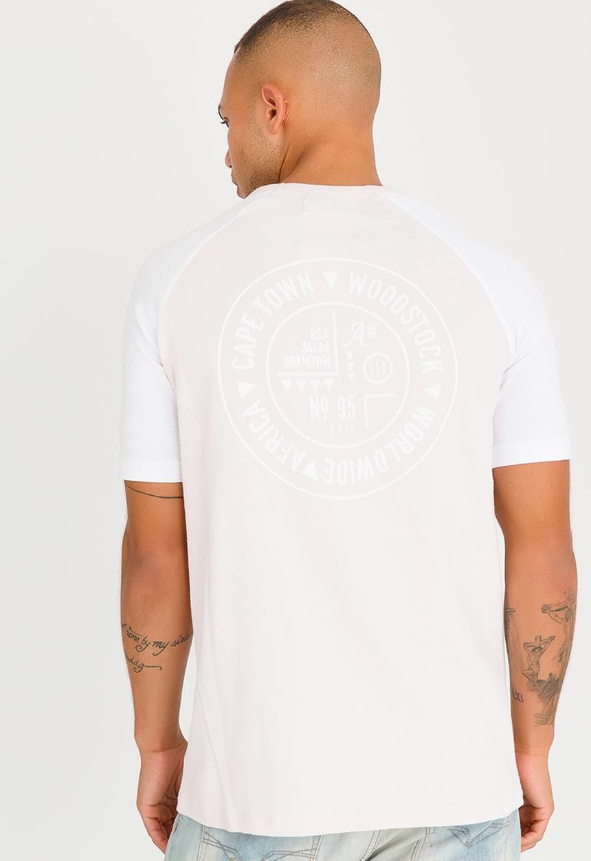 Resist - Printed Raglan T Shirt Pale Pink
